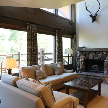 Viking Two Bedroom Loft 2 Apartment Hotel by Redawning