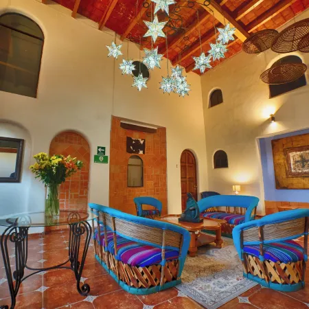 Hotel Casa Tequis San Luis Potosi Отели рядом с достопримечательностью «Театр Ла-Пас»