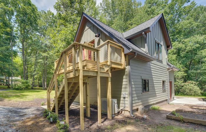 Dog-Friendly Mills River Retreat Near Hiking!