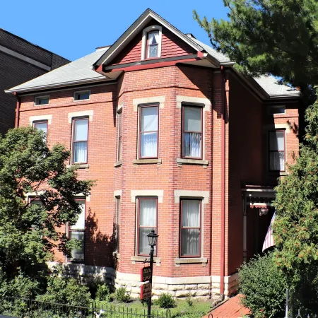 50 Lincoln Short North B&B