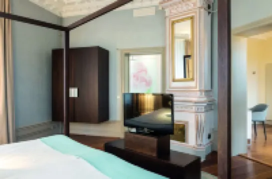 Elite Hotel Stockholm Plaza Hotel berhampiran Kungliga biblioteket