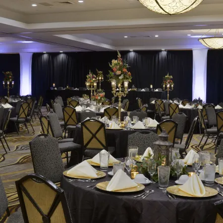 DoubleTree by Hilton Lafayette