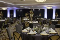 DoubleTree by Hilton Lafayette