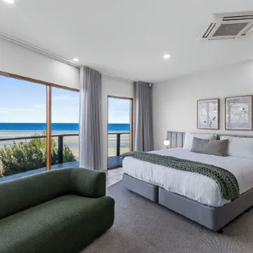 Costello Hotels - Seagate Moonta Bay Отели в г. Мунта