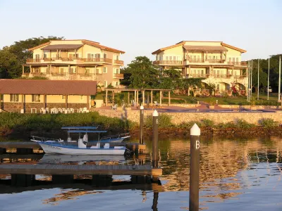 マリーナ プエスタ デル ソル のホテル