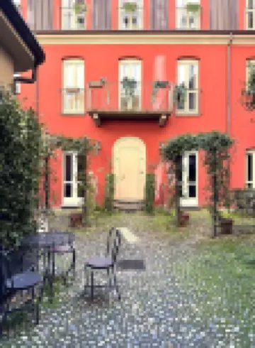 Porta Palace Apartments