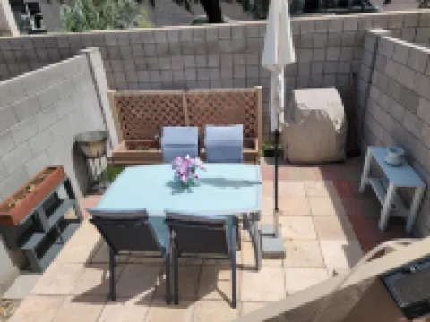 錢德勒夜生活角落: 錢德勒市中心核心地段迷人附屬小屋 # 310374