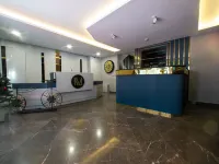 MAD Inn Hotel & Spa Hotels near ASTI