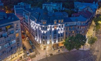 Hotel Venezia by Zeus International