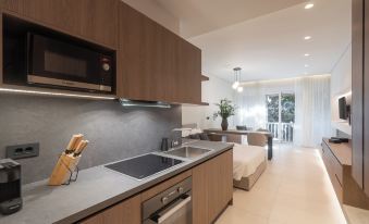 Kolonaki Luxury Studios