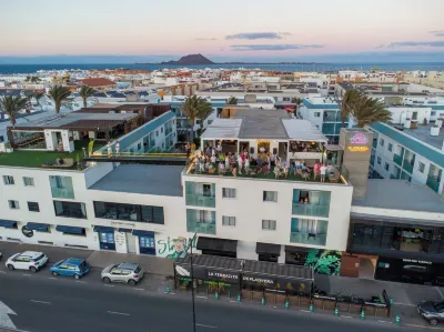 Bristol Sunset Beach - Holiday Apartments Hotels in Corralejo