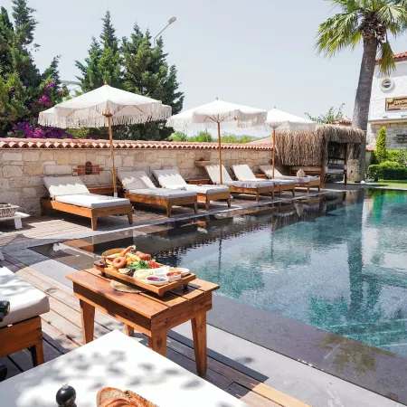 Alaçatı Limonaia Hotel