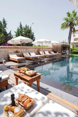 Alaçatı Limonaia Hotel - Bed and Breakfasts