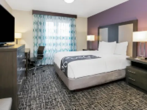 La Quinta Inn & Suites by Wyndham Rockwall Hotels in Rockwall County
