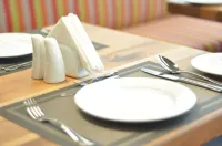 Diwan Residence Prince Sultan Road - Breakfast