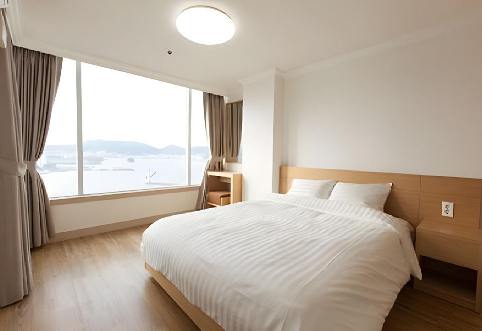 Grand Prince Hotel KyotoOver view