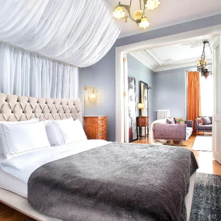Lina Hotels Taksim Pera Отели рядом с достопримечательностью «Улица Невизаде»