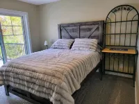 Perfect retreat for a family summer getaway on the Alexandria chain of lakes!!