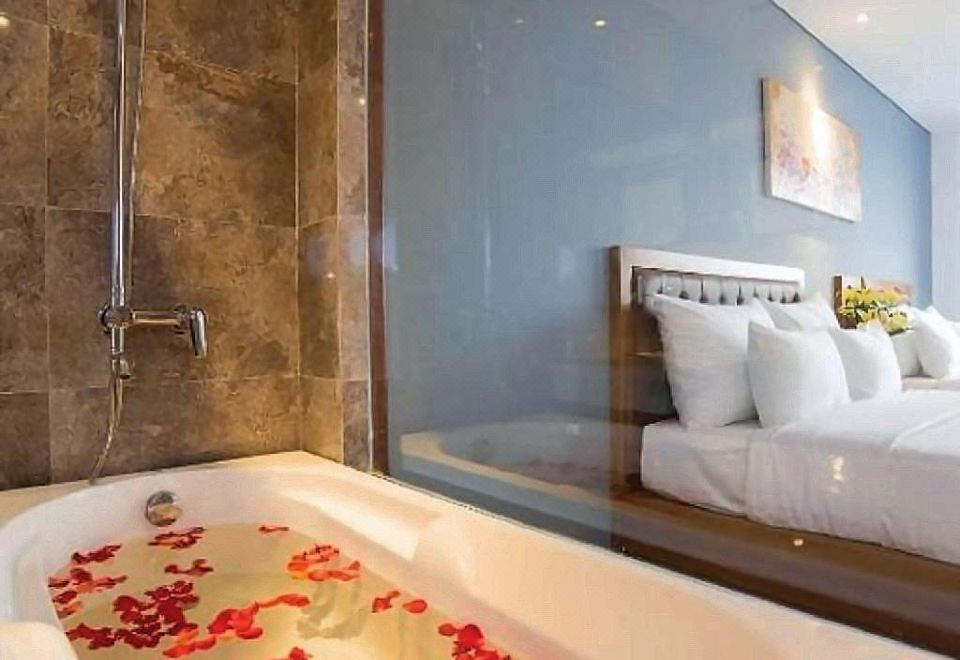 2. 선셋 씨 호텔..