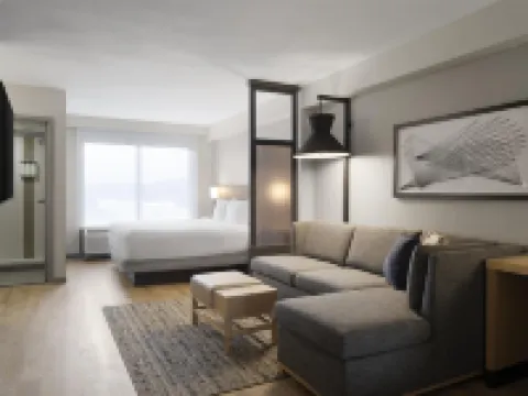 Hyatt Place ATL Alpharetta North Point Hotels in Alpharetta