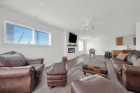 Algonac's Riverview Retreat