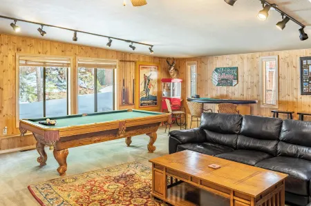 Frosted Shore by AvantStay Luxury Lake Views Отели рядом с достопримечательностью «Sand Harbor Beach»