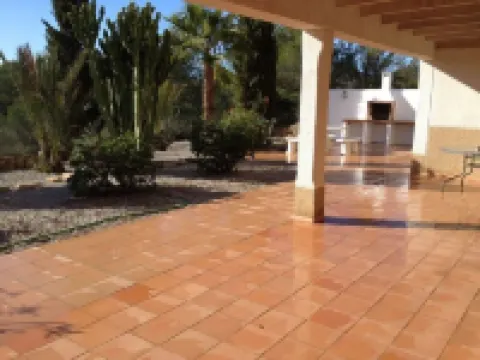 Nice and quiet apartment near the beach