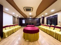 โรงแรม รอยัล ปาล์ม - โรงแรมราคาประหยัดในอุดัยปุร์