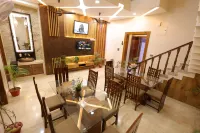 Amritam Palace A Luxury AC Home Stay - Balkon