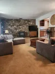 Spacious 3 bdrm home in quiet neighborhood in Quincy