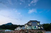 Mungyeong the Polaris Pension Hotels near Daeseungsa Temple