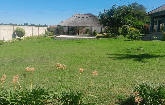 Tingompela Guest House