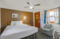 Love Hotels Silver Street by OYO at Hurley WI