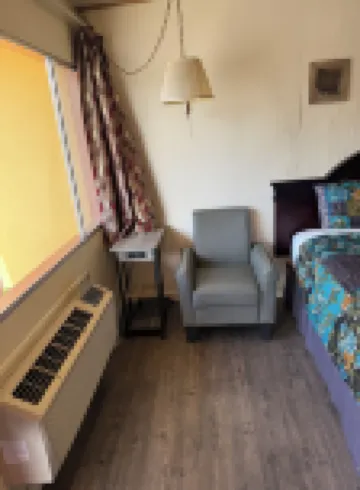 城裡人汽車旅館