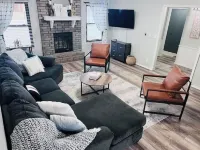 New Remodel 3BD/2Bath Weekly/Monthly Discounts available - 3 Sao