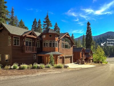 Heavenly Mountain Chalet - Skiing, Pets, Hot Tub