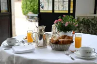 Hôtel la Villa Eugene - breakfast
