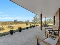 Janaki Farm house& home stay Hotel di Cooma