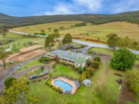 ベストブルック マウンテン リゾート アローラのホテル