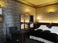 Latroupe le Berger Hotels in Ixelles