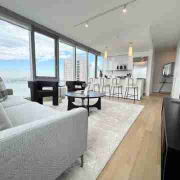 Luxe 2 bedroom apartment in Midtown - 24 hour doorman Others