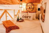 <Modern Cabin in the City> By D&D Vacation Rental