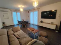 T4 first floor - near the sea - near Saint Cyprien - sleeps 6 Hôtels à : Alénya