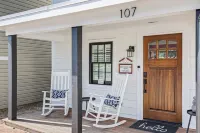 Luxury 2-bedroom house with Water views, Chesapeake City