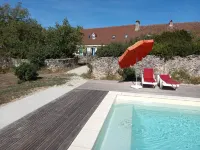 Apartment with garden and pool near fabulous sights