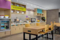 Home2 Suites by Hilton Boston Franklin - breakfast