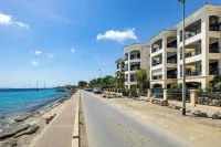 Island Vibes at Elegancia