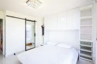 Luxury Modern Condo with The Andes Mountains View Hotel di 