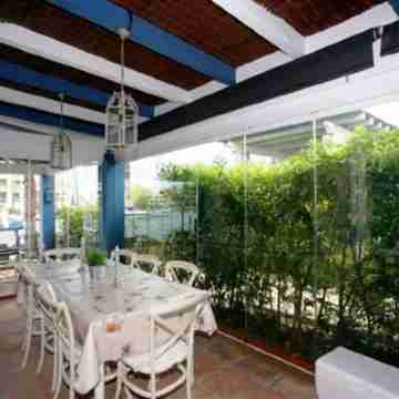 FANTASTIC HOUSE IN FIRST LINE OF MARINA SOTOGRANDE, ONE MINUTE FROM THE BEACH. Dining/Meeting Rooms