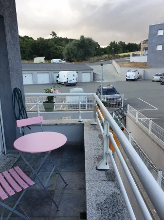 Studio Dans Résidence Récente